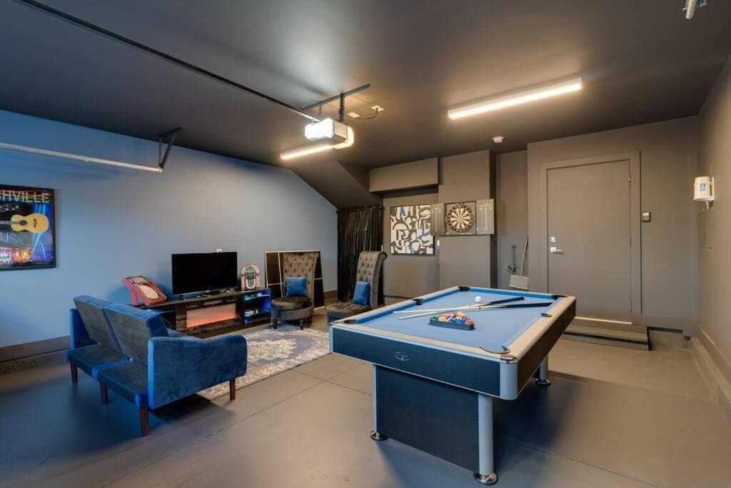 Lovely Rooftop-game Room-sleep 8, Near The Opry Holiday home Nashville
