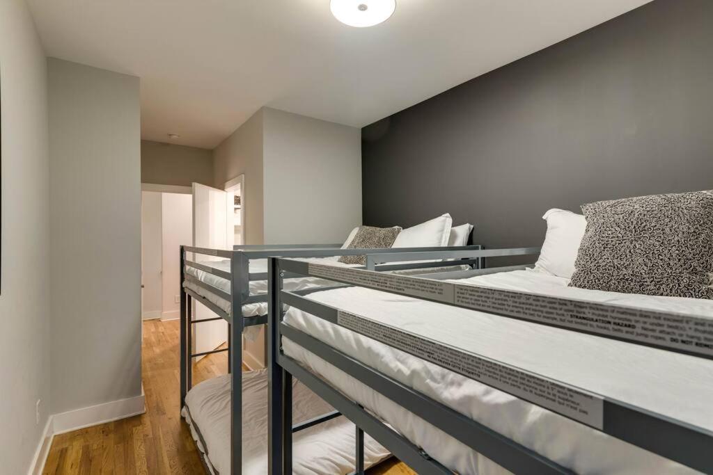 Lovely Rooftop-game Room-sleep 8, Near The Opry Holiday home Nashville